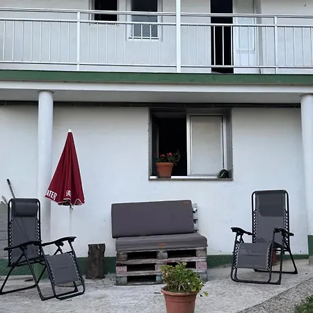 Casa Marina Lago (Lugo)